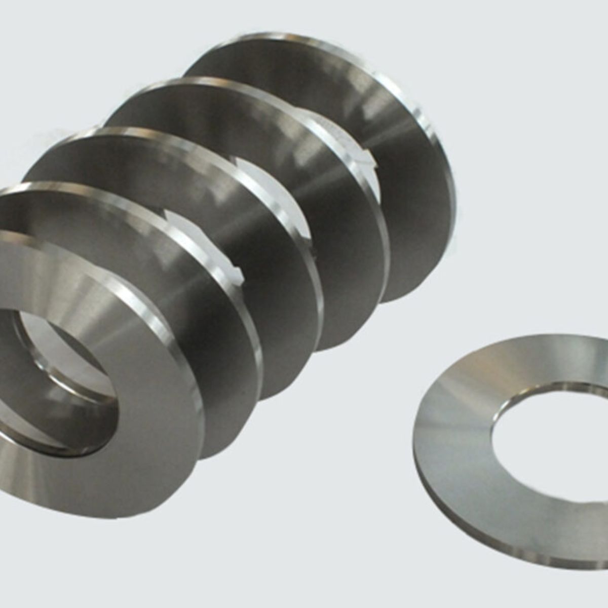 Jenis Material Slitter Knife & Perbedaannya