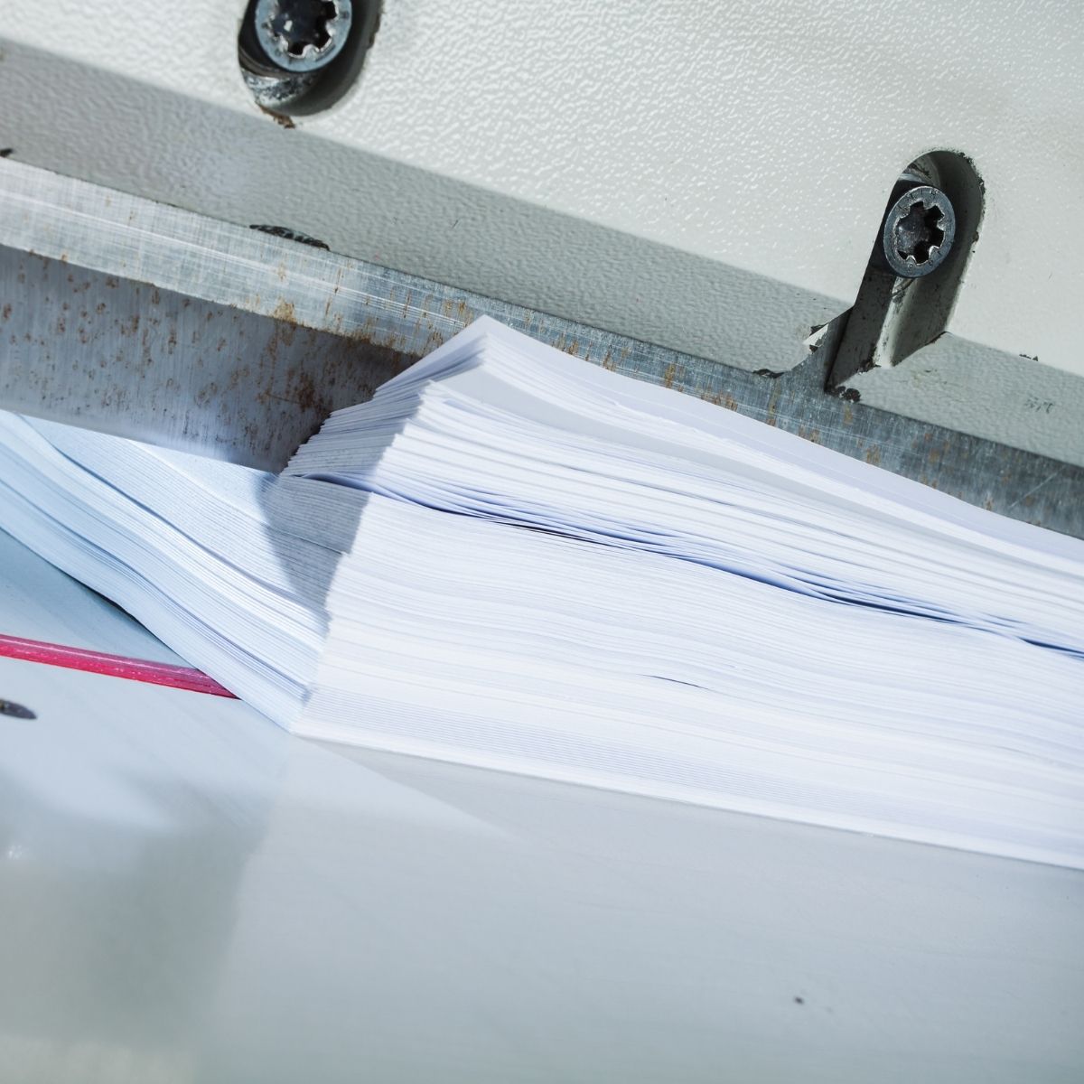 Tips Memilih Alat Potong Kertas yang Sesuai