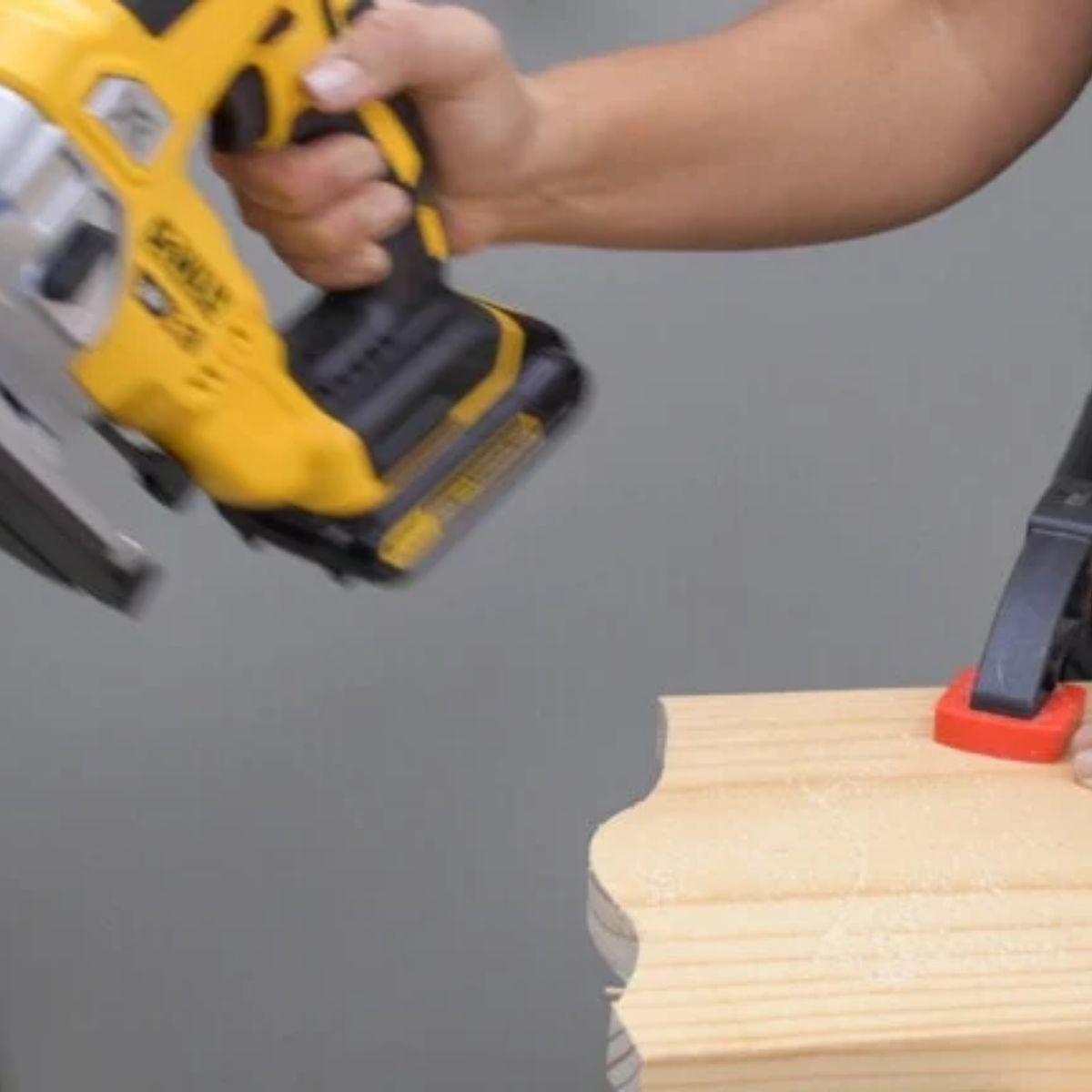 Tips Memaksimalkan Potongan Kurva dengan Jigsaw